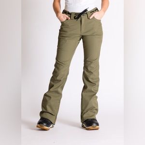 Women’s snowboard pants